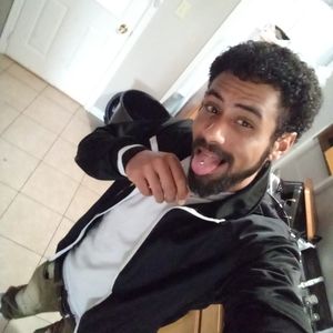 Meet your Posher, Cameron